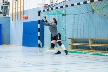 Bild 117 - F Loewinnen Hallen Cup